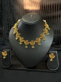 Necklace Set thumbnail 3
