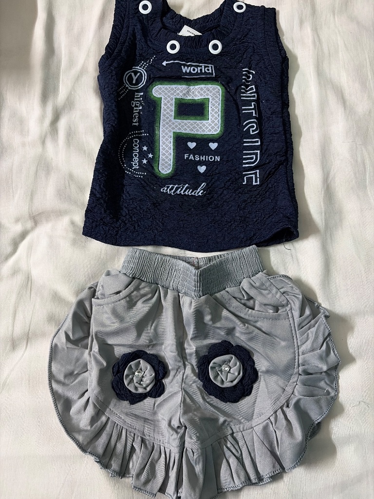 Top & Shorts - Image 19