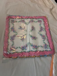 Kerchief thumbnail 3