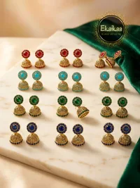 Earring thumbnail 1