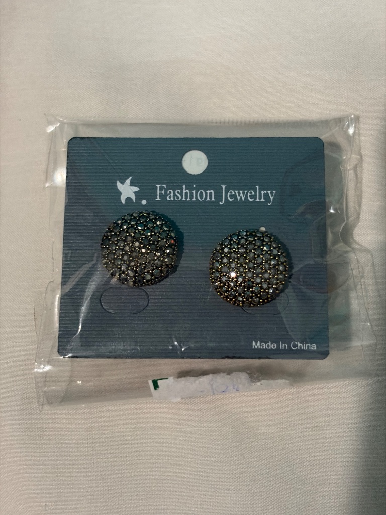 Earring - Image 10