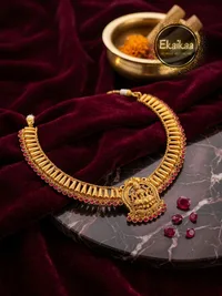 Necklace Set thumbnail 1
