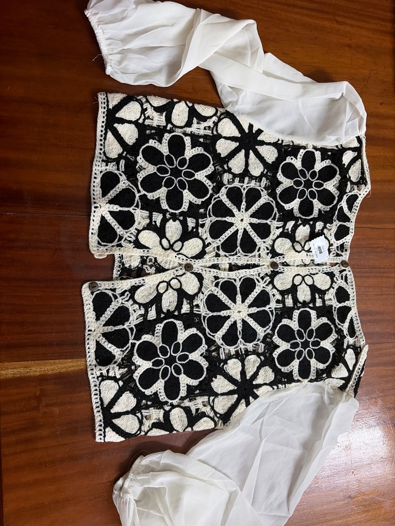 Tops - Image 19