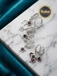Earring thumbnail 1