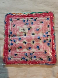 Kerchief thumbnail 2