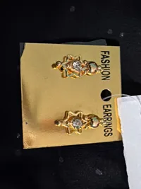 Gold Earring thumbnail 4