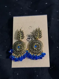 Earring thumbnail 7