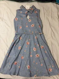 Dress thumbnail 4