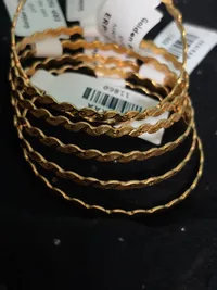 Golden Bangle 2.6 thumbnail 4