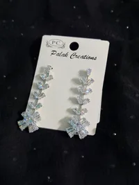 Earring thumbnail 4