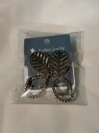 Earring thumbnail 13