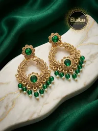Earring thumbnail 1