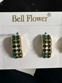 Earring thumbnail 11