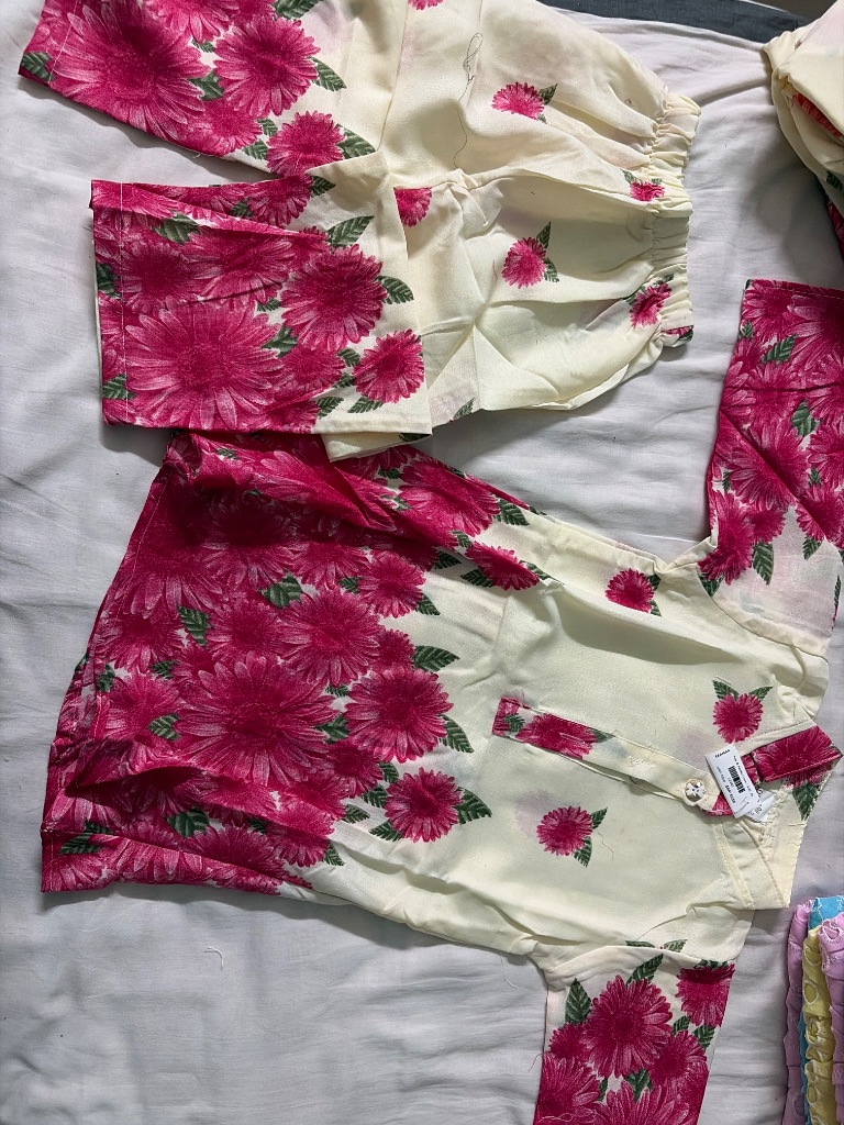 Top & Pants - Image 10