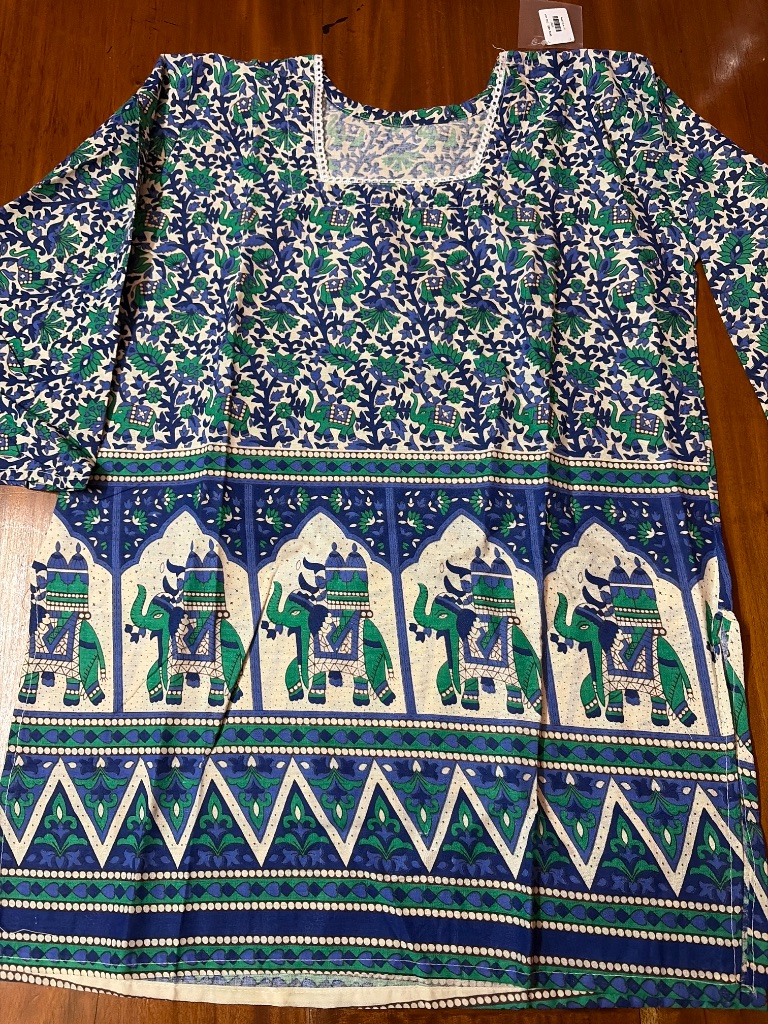 Tops - Image 19