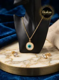 Mala Earring Set thumbnail 1