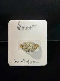 Finger Ring thumbnail 2