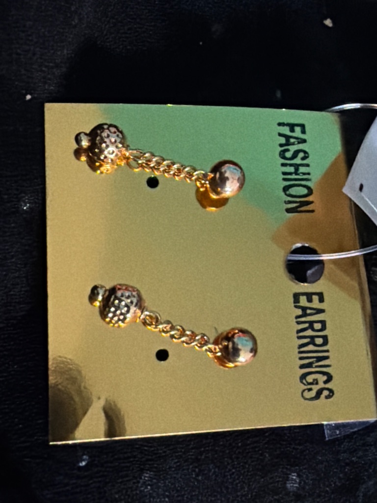 Gold Earring - Image 10