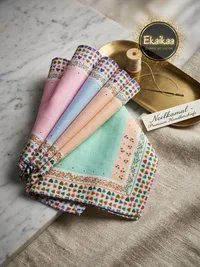 Kerchief thumbnail 1