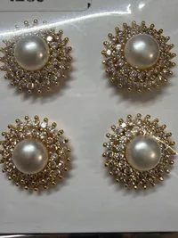 Earring thumbnail 4