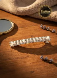 Hair Clip thumbnail 1