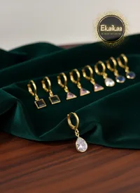 Gold Earring thumbnail 2