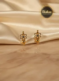 Gold Earring thumbnail 3