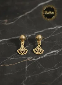 Gold Earring thumbnail 2