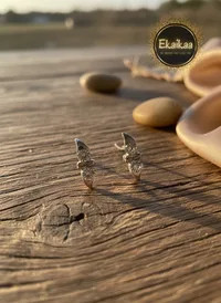 Earring thumbnail 1