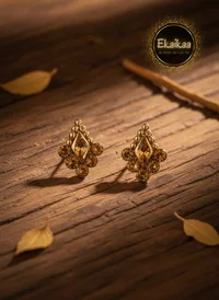 Earring thumbnail 1
