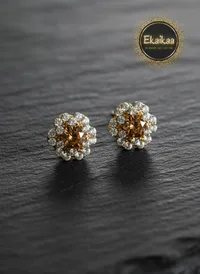 Earring thumbnail 4