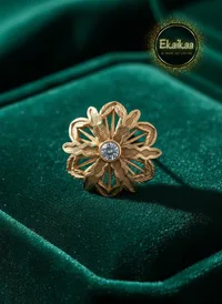 Gold Earring thumbnail 7