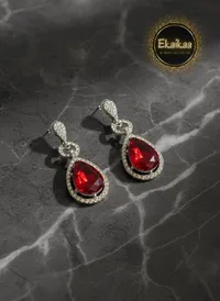 Earring thumbnail 4