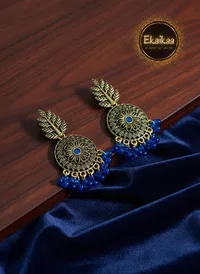 Earring thumbnail 1