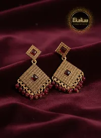 Earring thumbnail 6