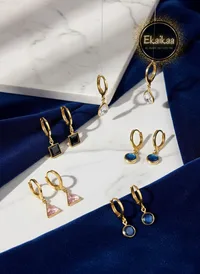 Gold Earring thumbnail 1