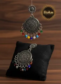 Earring thumbnail 2