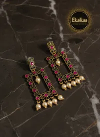 Earring thumbnail 8