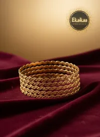Golden Bangle 2.6 thumbnail 2