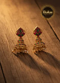 Earring thumbnail 1