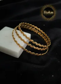 Golden Bangle 2.6 thumbnail 1