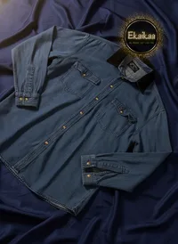 Shirt thumbnail 3