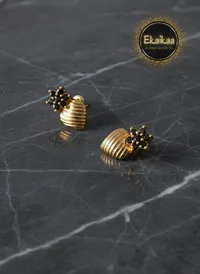Gold Earring thumbnail 8