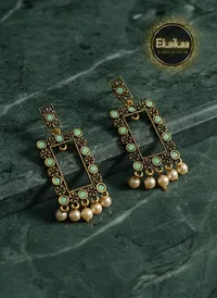 Earring thumbnail 7