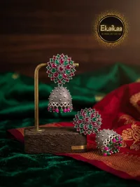 Jimiki Earring thumbnail 1