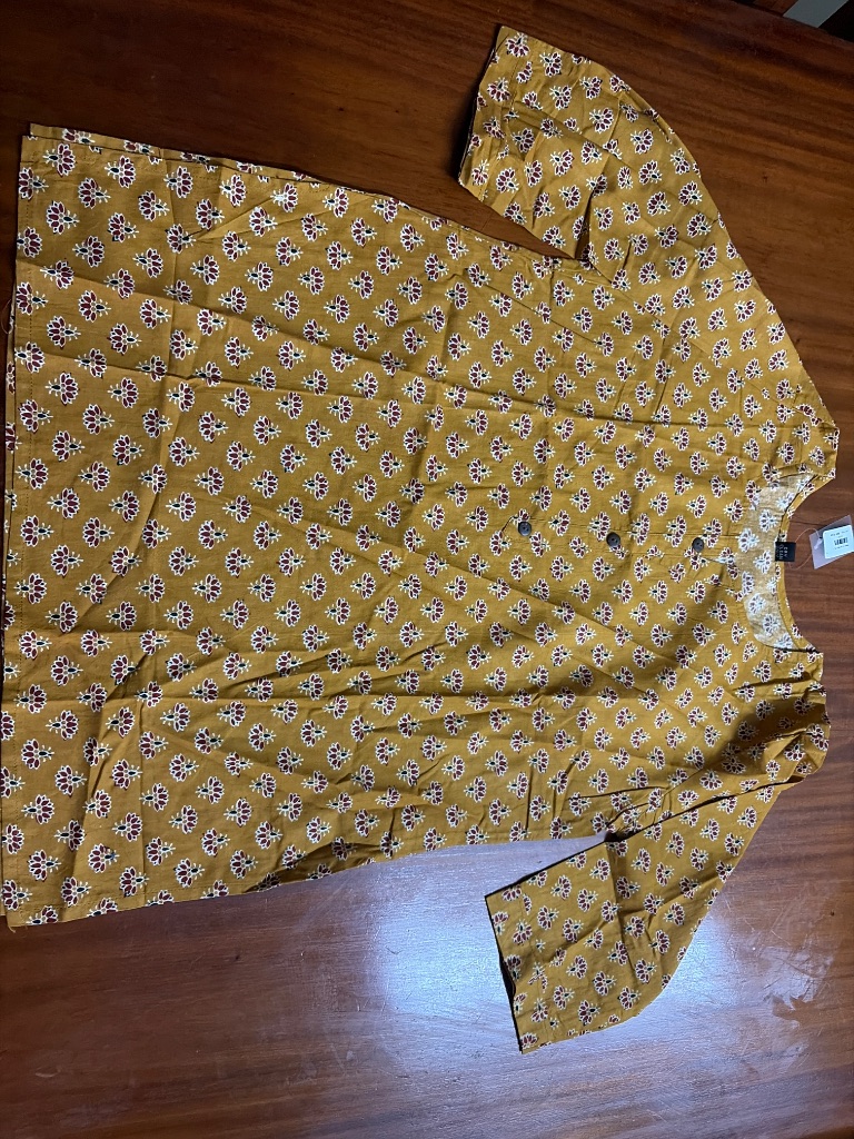 Tops - Image 36