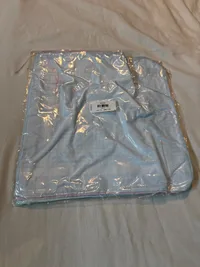 Kerchief thumbnail 2