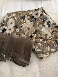 Chiffon Saree thumbnail 16