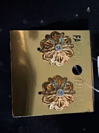 Gold Earring thumbnail 18