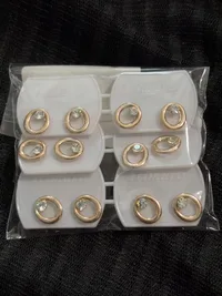 Earring thumbnail 4